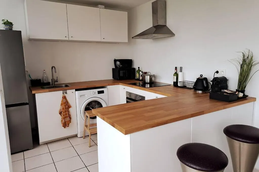 Airport Access Apartment - Your Gateway To Comfort Charleroi